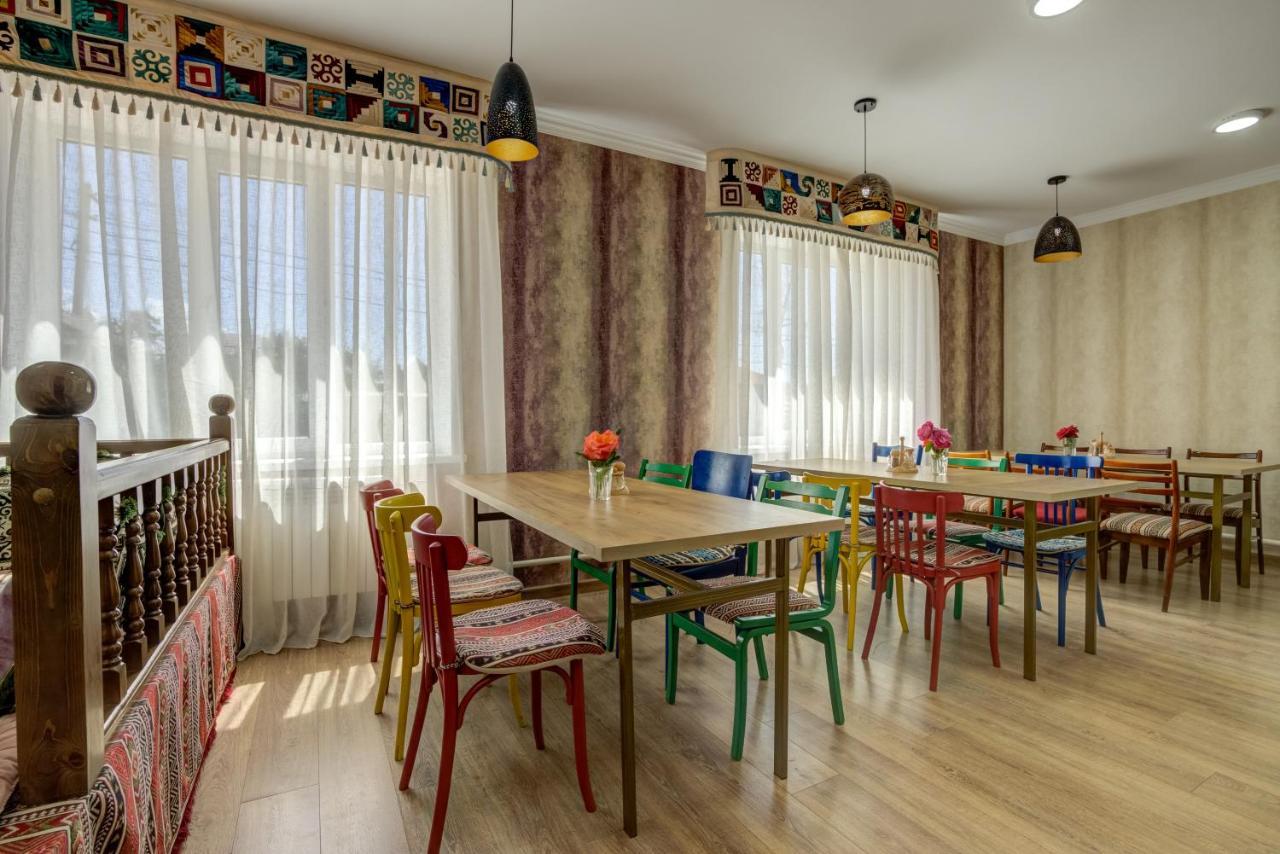 Ordo Hotel Karakol Eksteriør billede