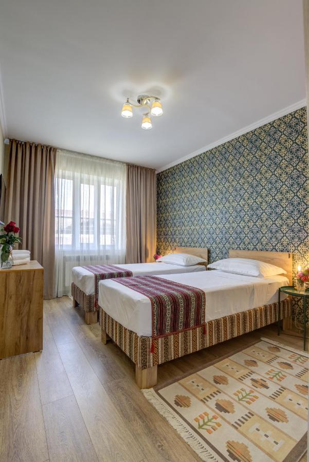 Ordo Hotel Karakol Eksteriør billede
